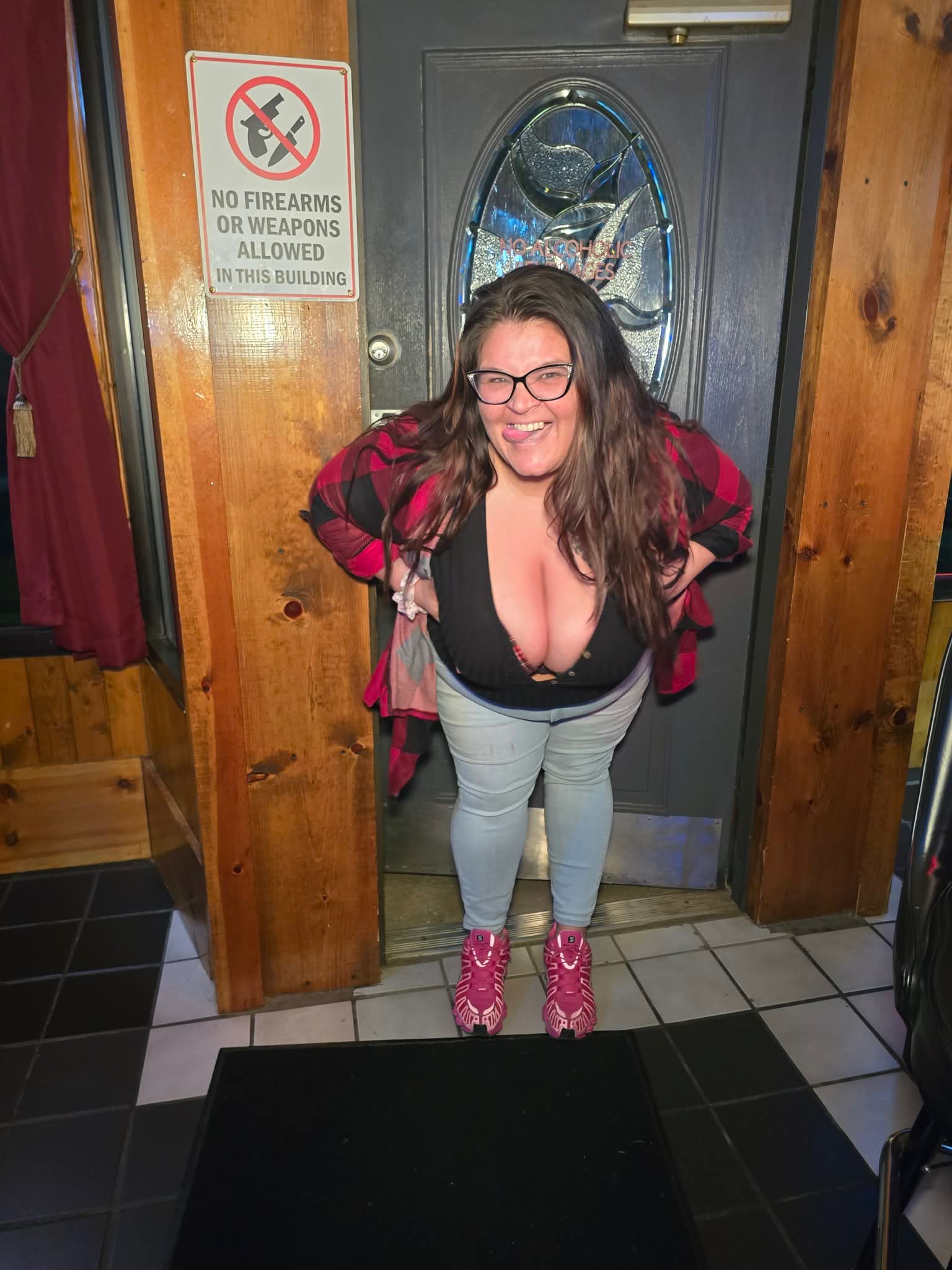 Raven Belle: At the Bar